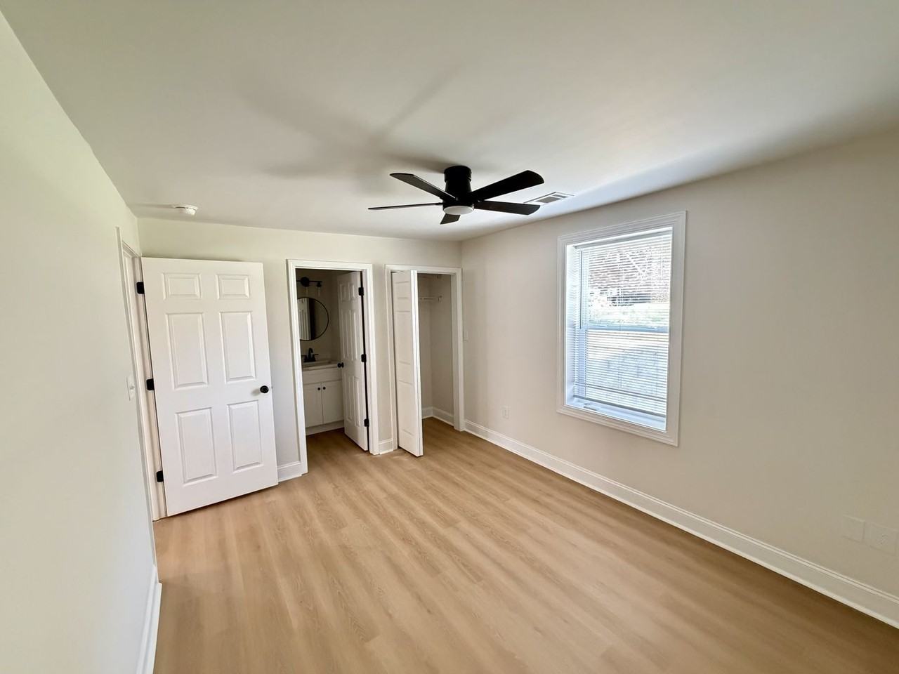 160 Indiana Ave - Photo 6 of 14