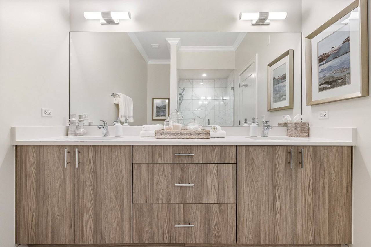 835 Lake Street - Photo 4 of 37