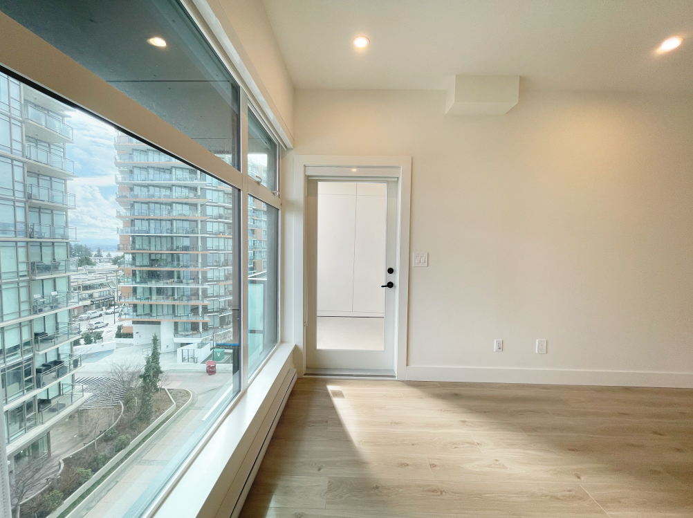 1456 Johnston Road #401 - Photo 4 of 11