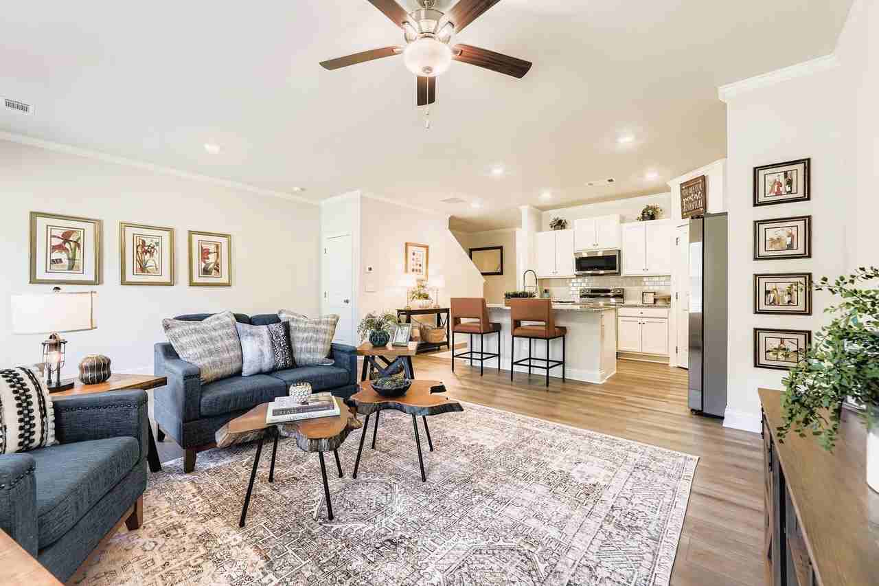 80 Basswood Ln - Photo 2 of 40