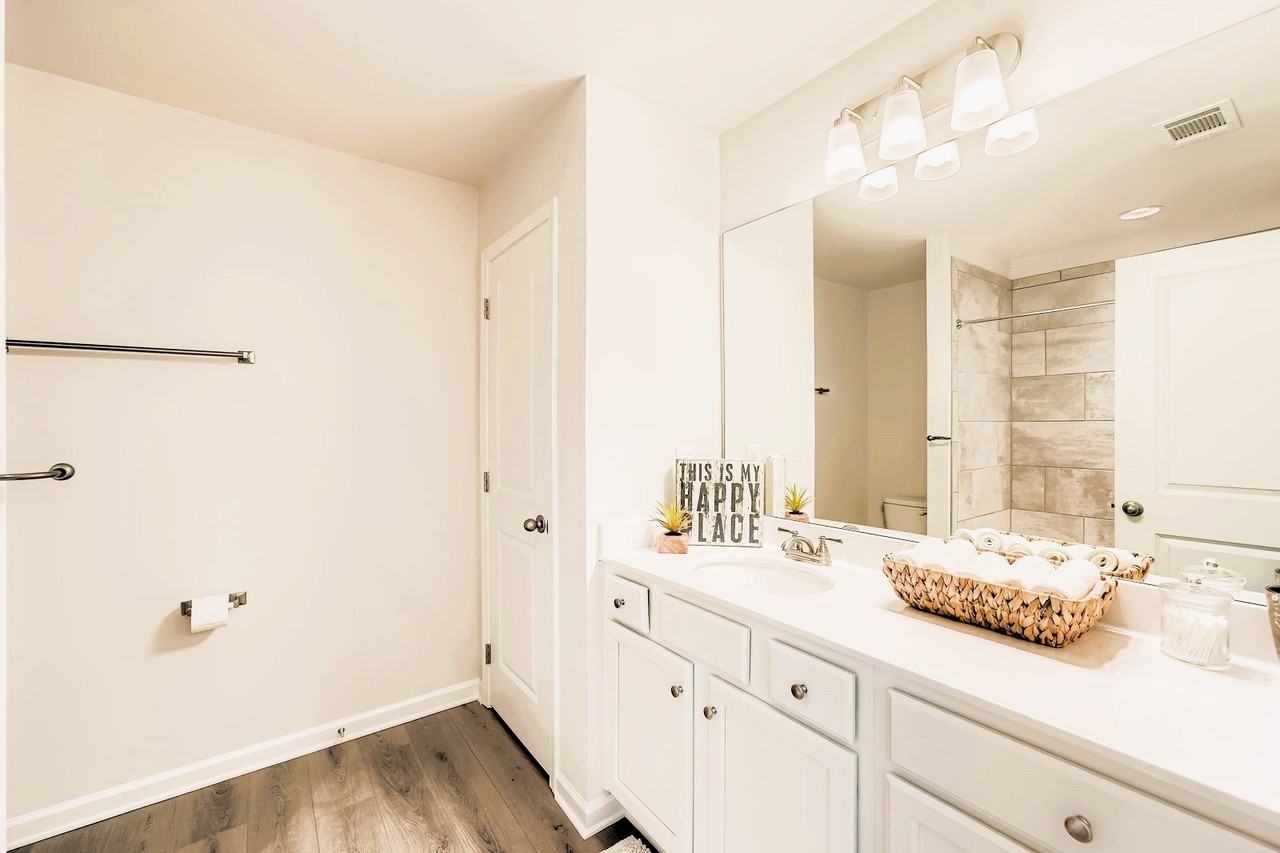 76 Basswood Ln - Photo 4 of 40