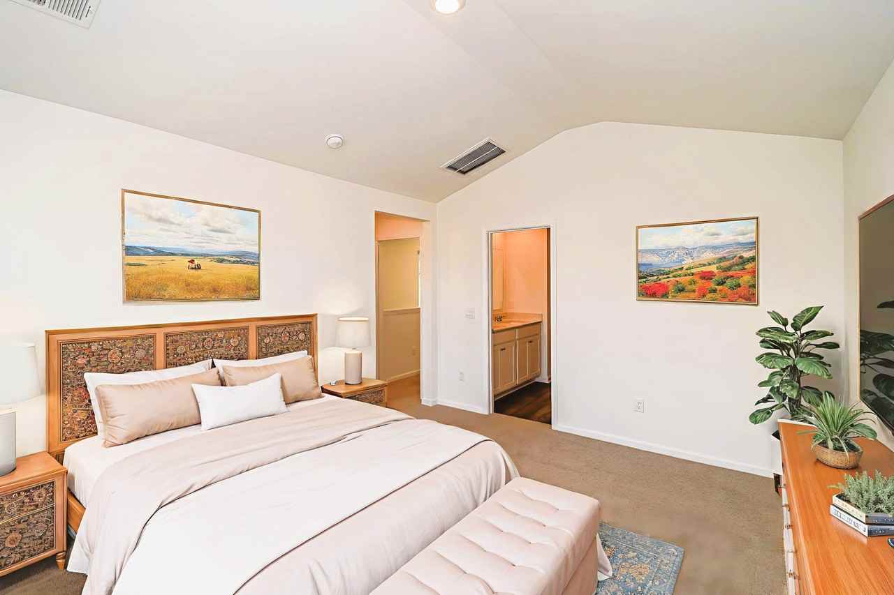 106 Striker Rd - Photo 4 of 50