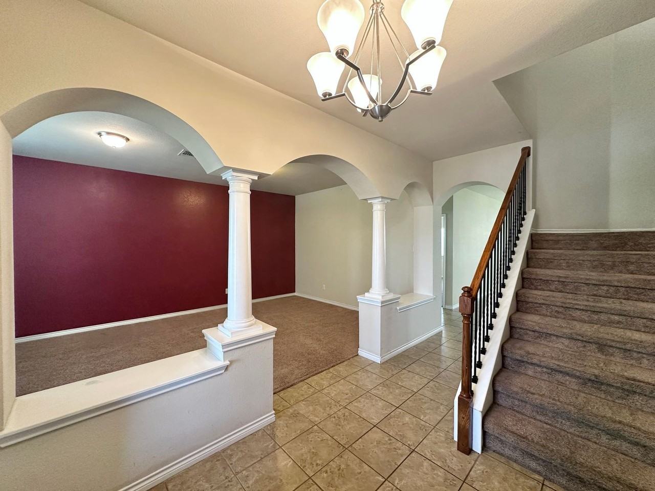 1200 Rocky Ridge Trl - Photo 3 of 44