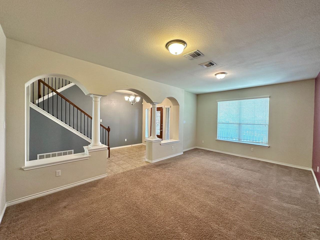 1200 Rocky Ridge Trl - Photo 6 of 44