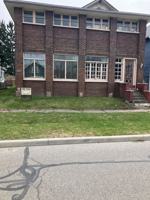 featured image of 219 W Rush St