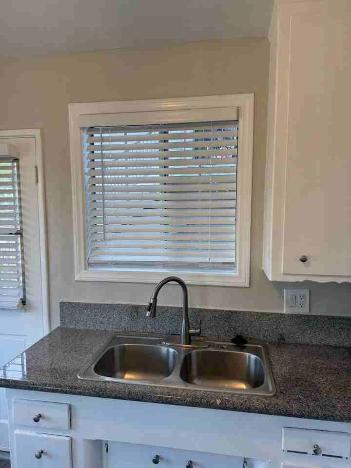 Diamond St. 1221 - Photo 5 of 30