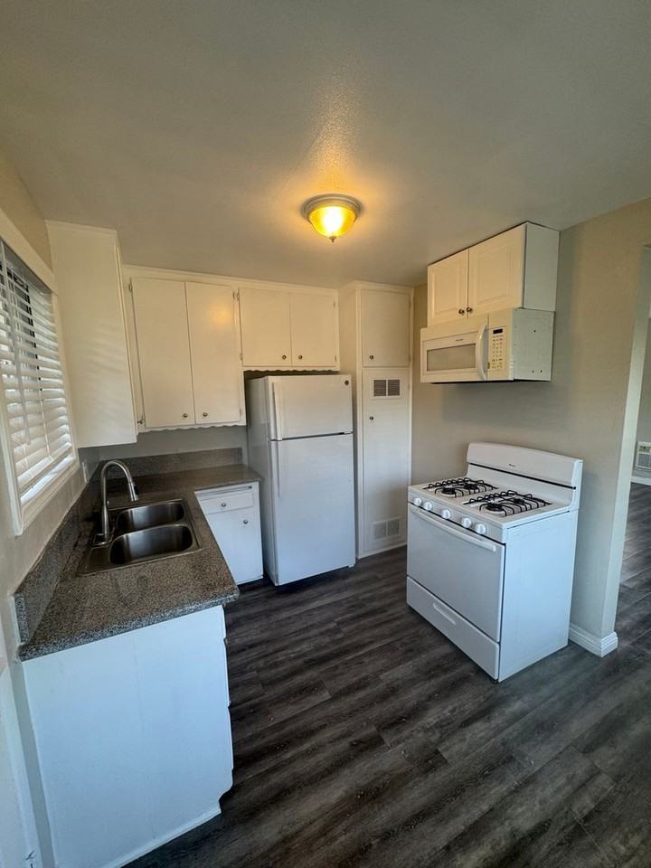 Diamond St. 1221 - Photo 6 of 30