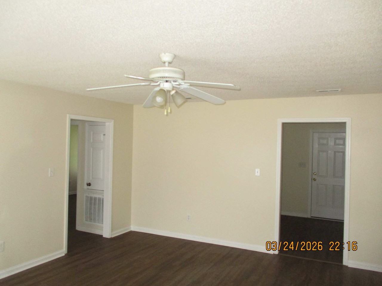 3711 Countryside Dr - Photo 3 of 9