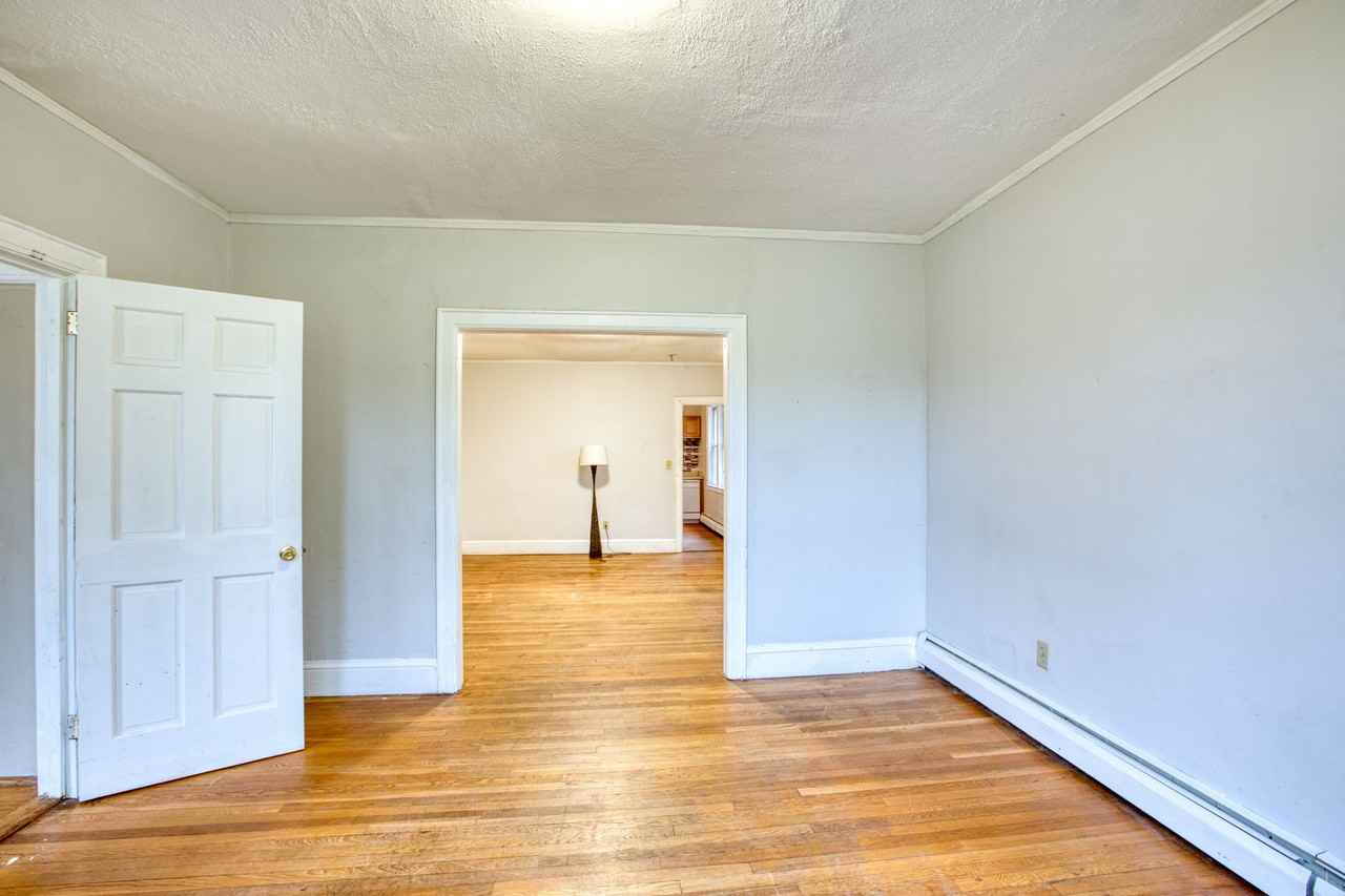 429 New Britain Ave 2nd Fl - Photo 6 of 18