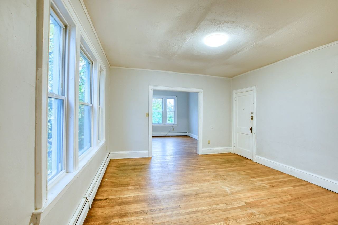 429 New Britain Ave 2nd Fl - Photo 7 of 18