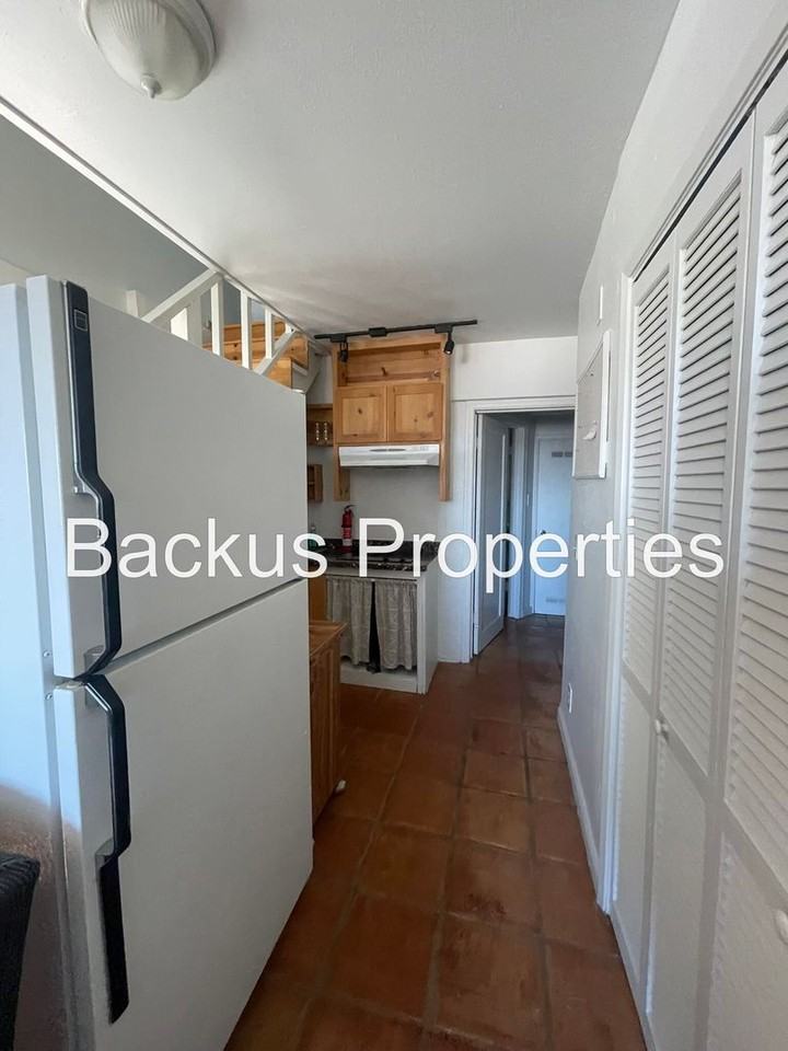 1580 Wanda Ave #A - Photo 7 of 21