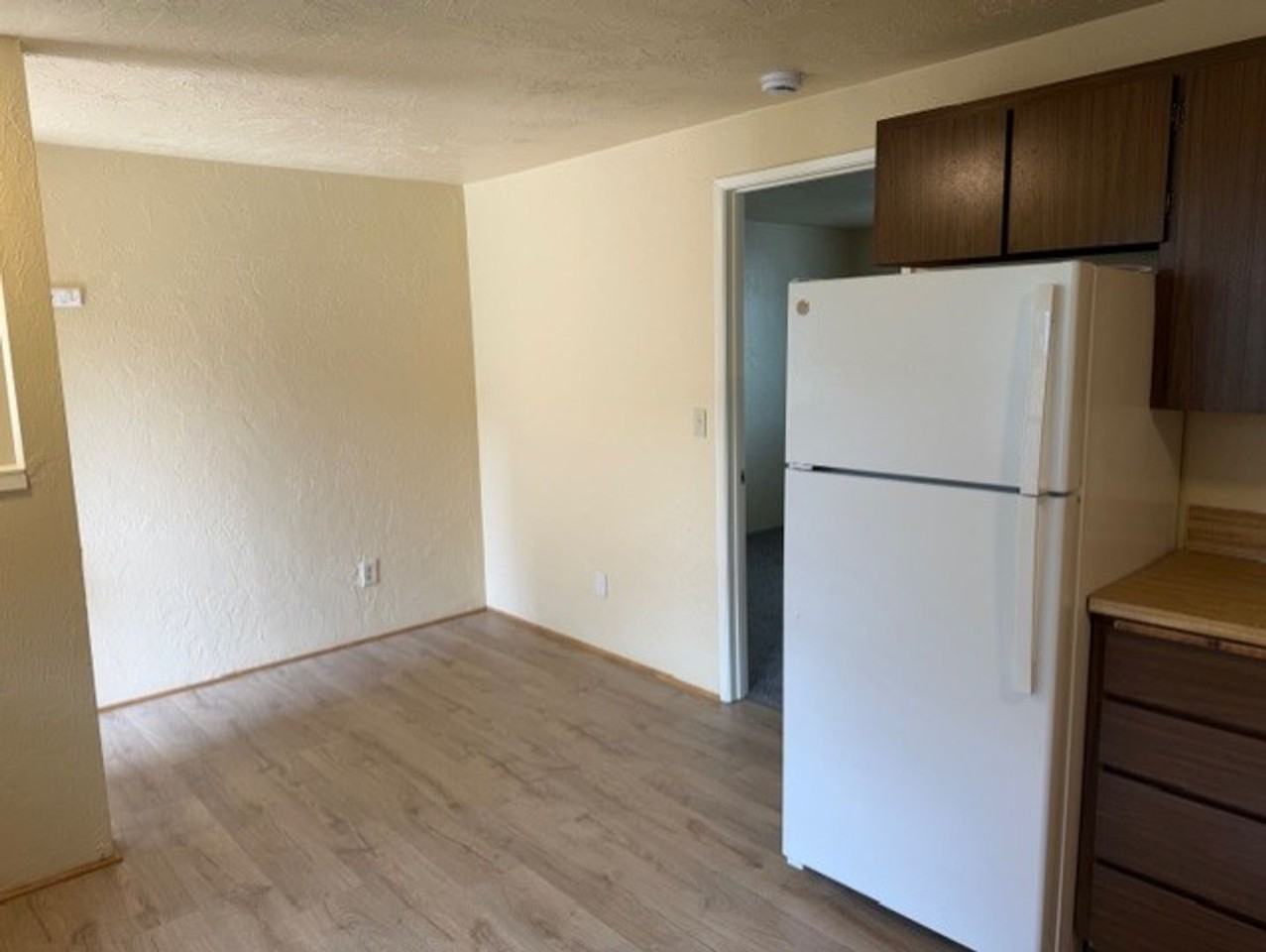 Washington Apartments - Photo 4 of 14