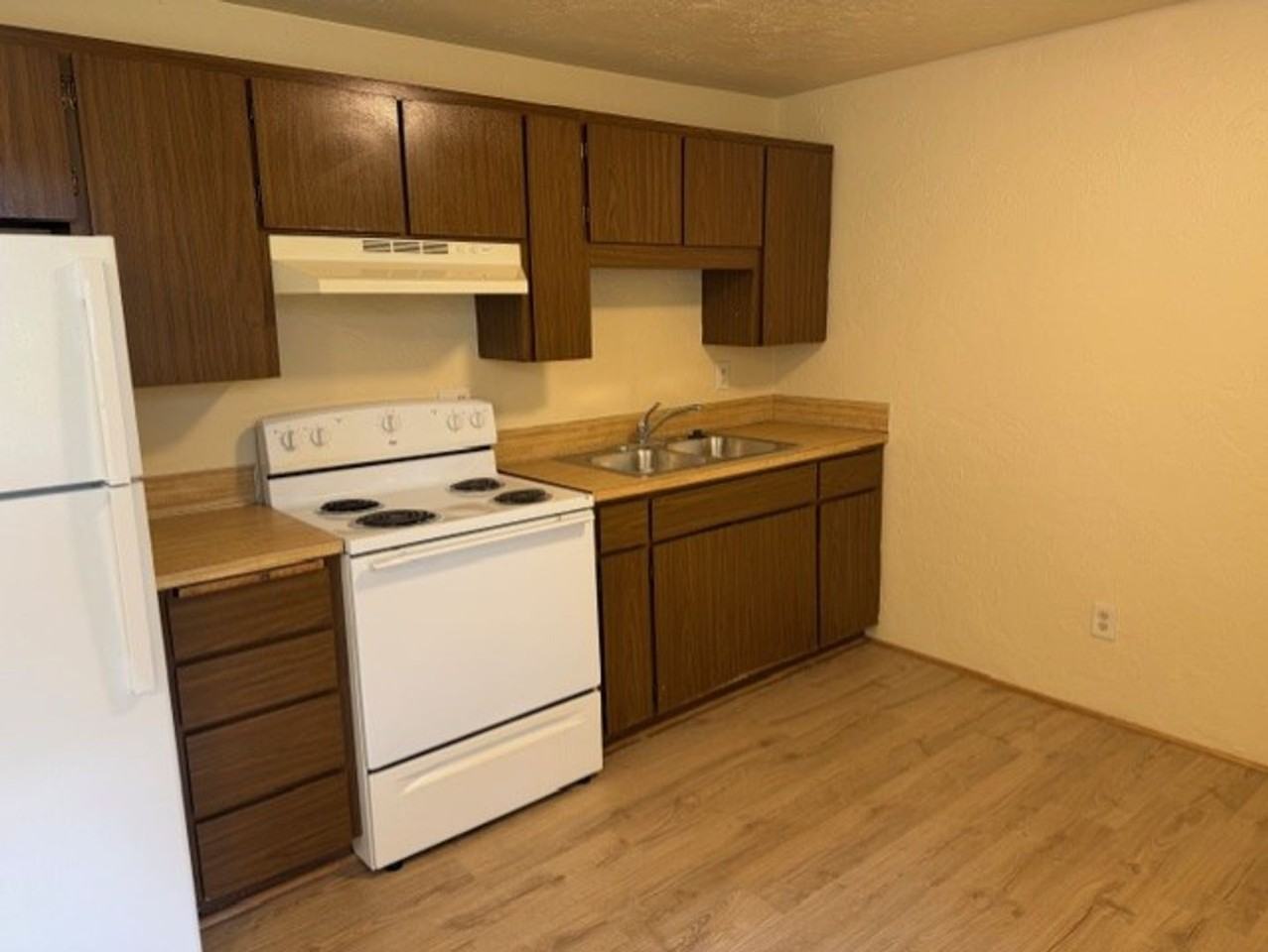 Washington Apartments - Photo 5 of 14