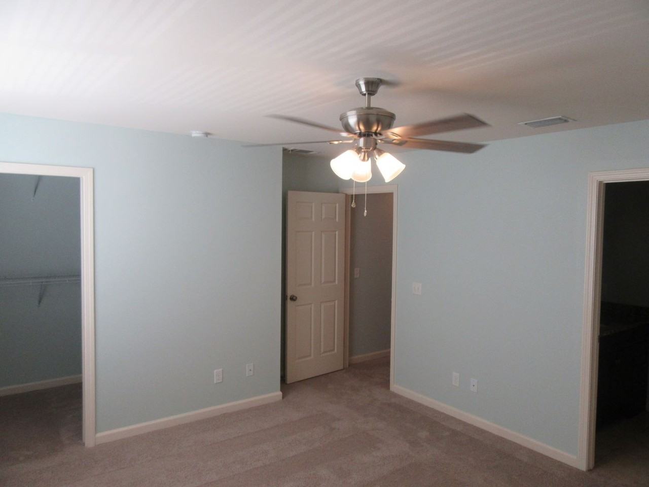 2413 Astrid Ln - Photo 7 of 19