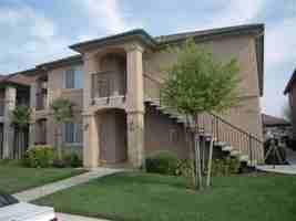 featured image of 56 2550, 52, 54, 56 W. Oriole