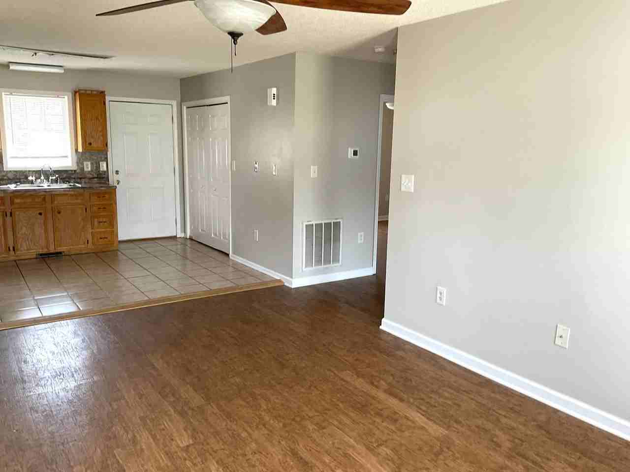 382 Turner St - Photo 3 of 18