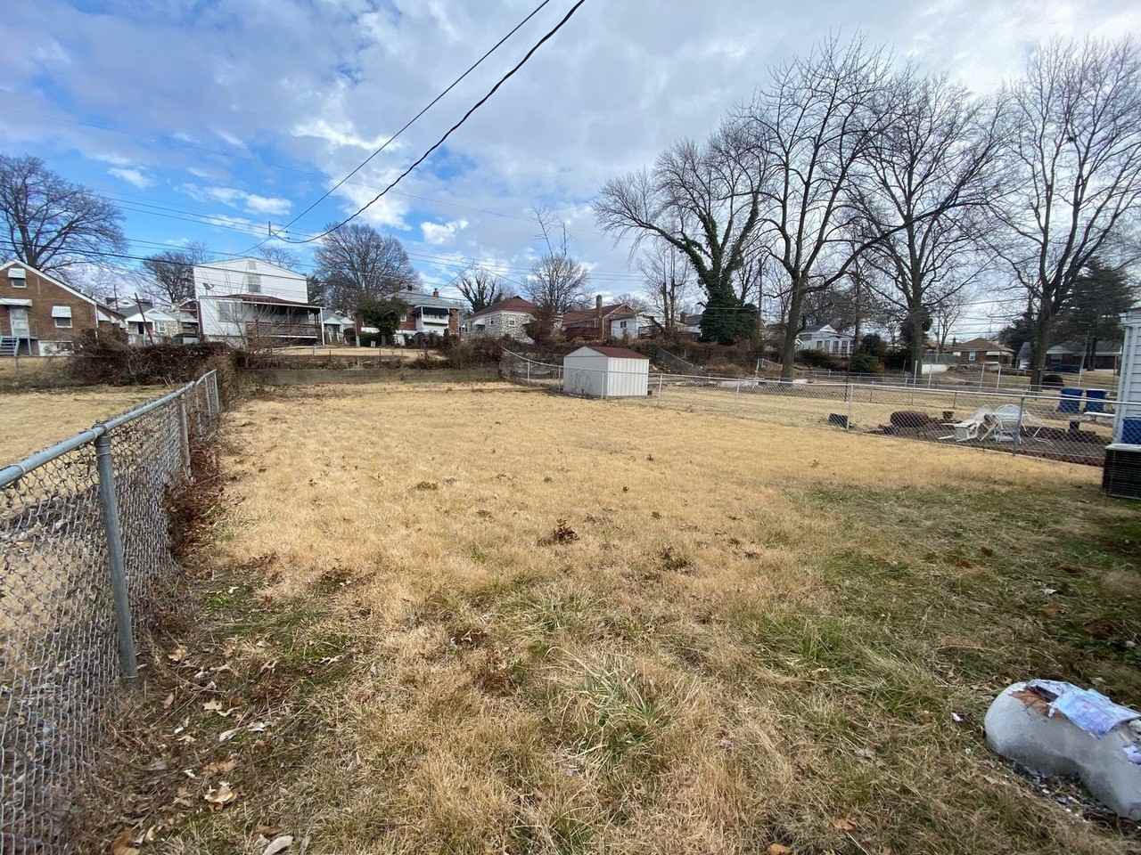 6927 Myron Ave - Photo 2 of 18