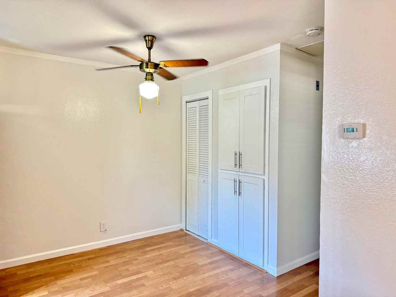 4910 Bridgepointe Pl - Photo 3 of 10