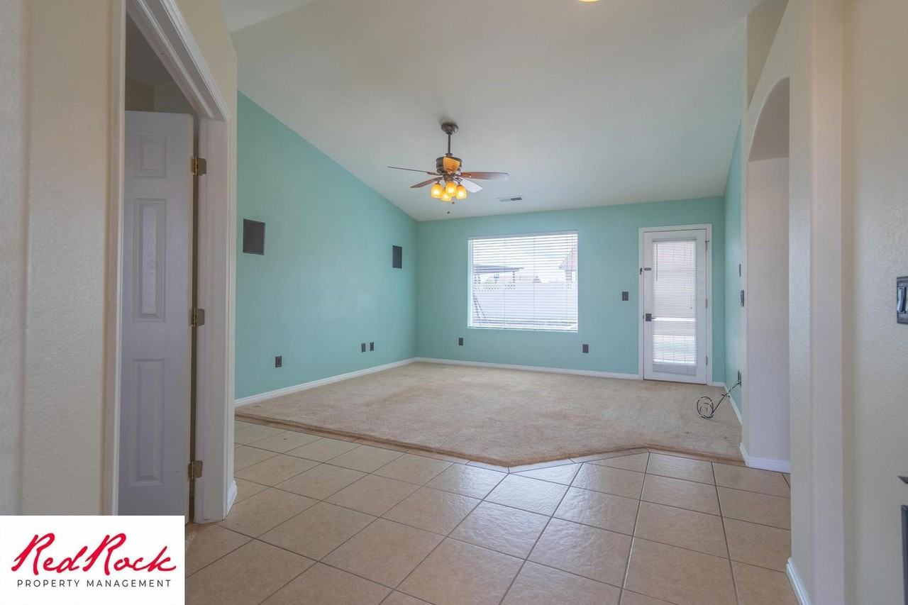 3539 Windmill Dr - Photo 3 of 50