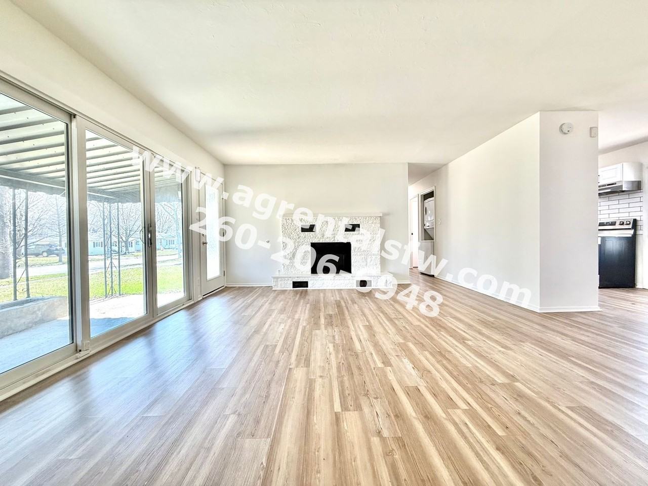 5337 Riviera Dr - Photo 2 of 13