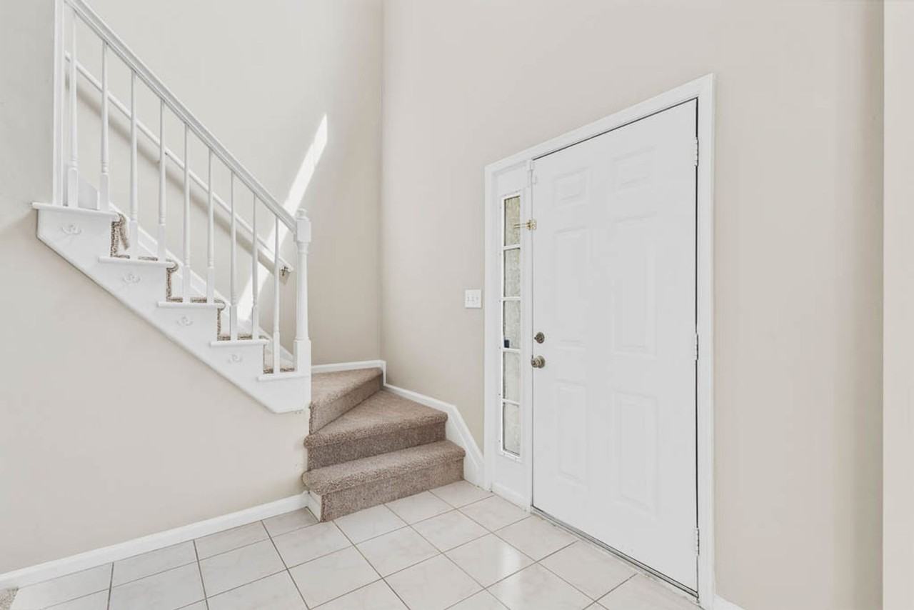 348 Hagenspring Rd - Photo 5 of 40