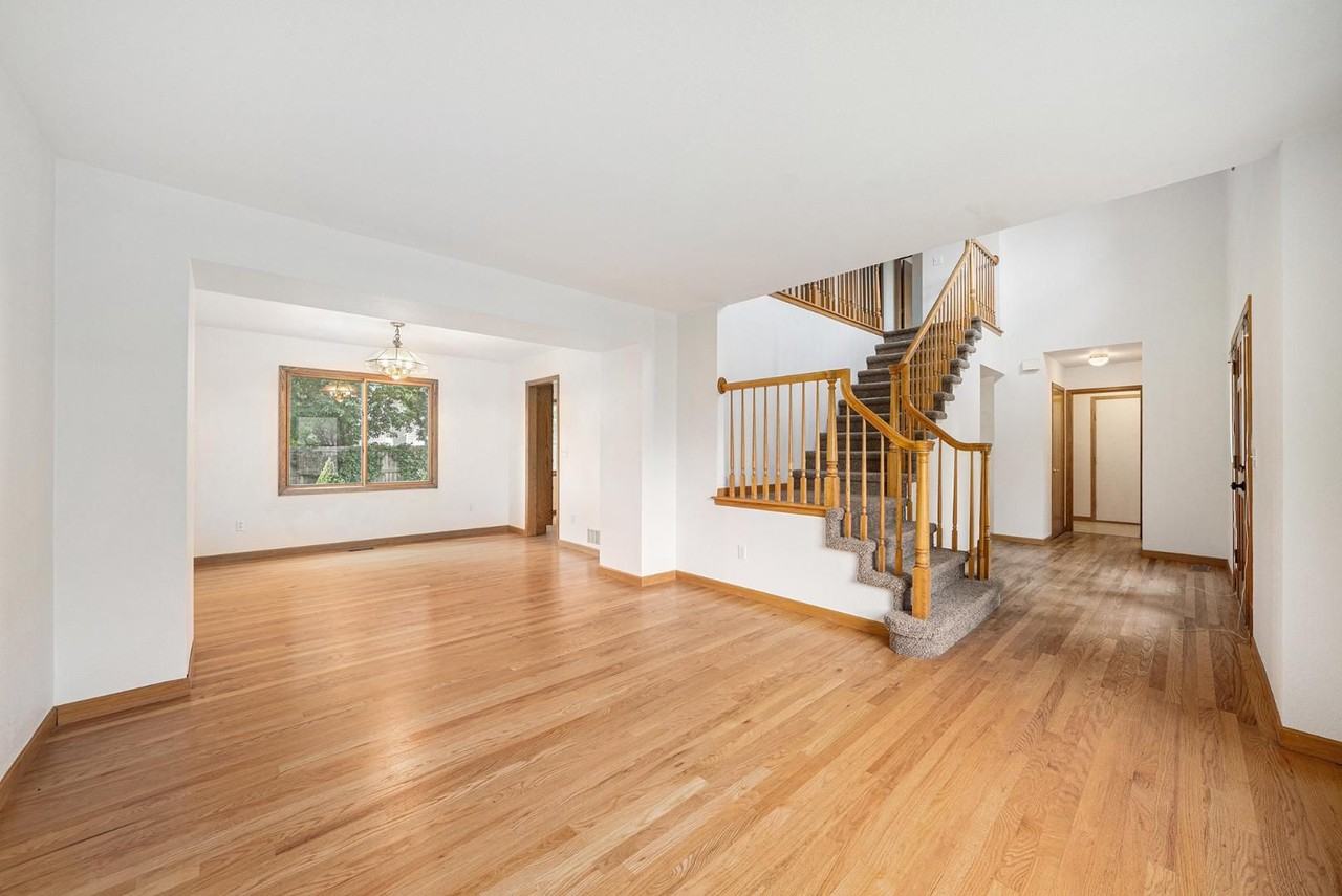 2913 Ninebark Dr - Photo 2 of 29