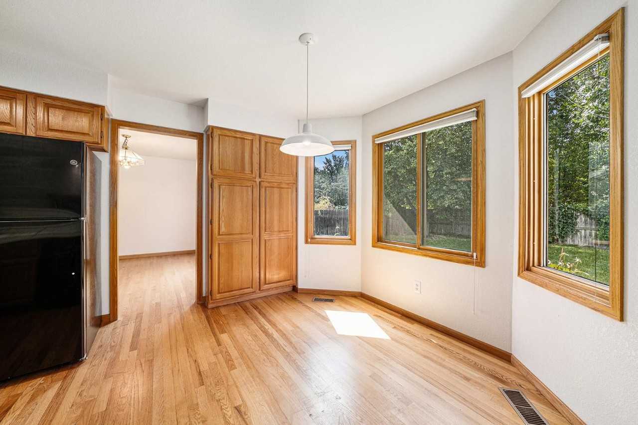 2913 Ninebark Dr - Photo 4 of 29