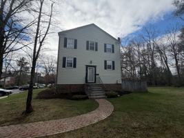 featured image of 101 Southampton Ct