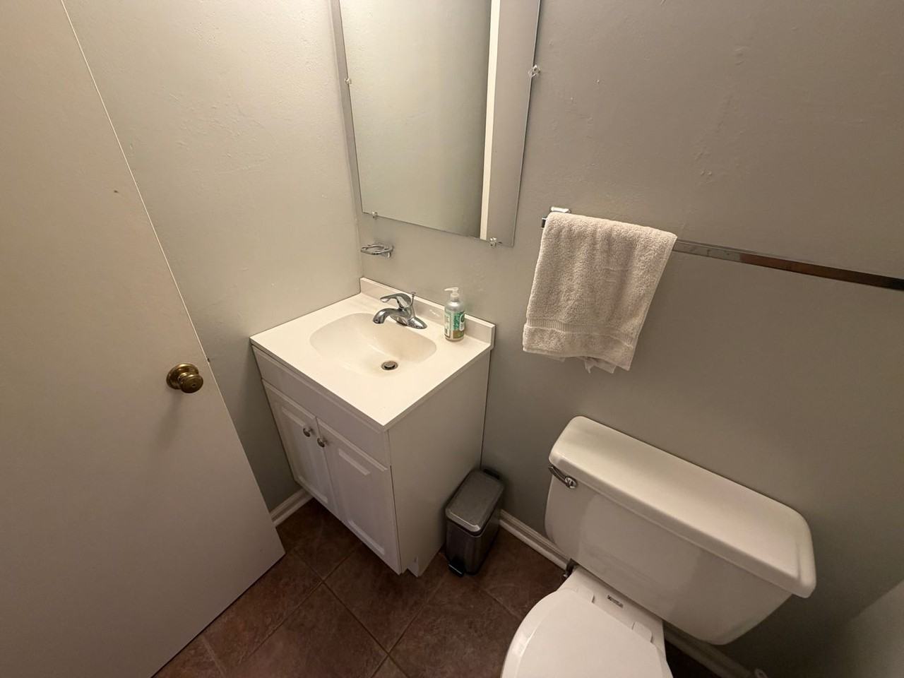 101 Southampton Ct - Photo 5 of 12