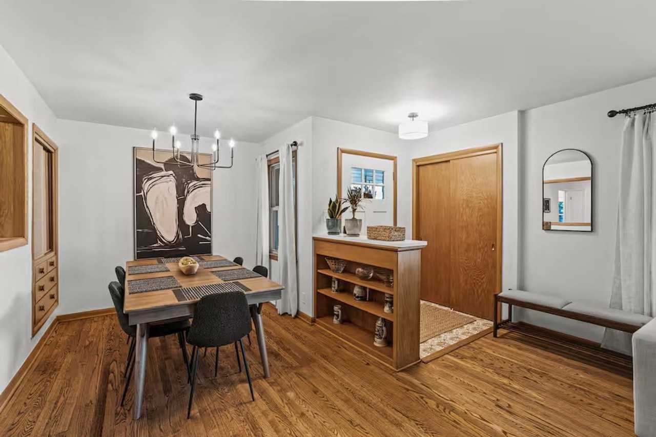 124 Genesee St - Photo 3 of 29