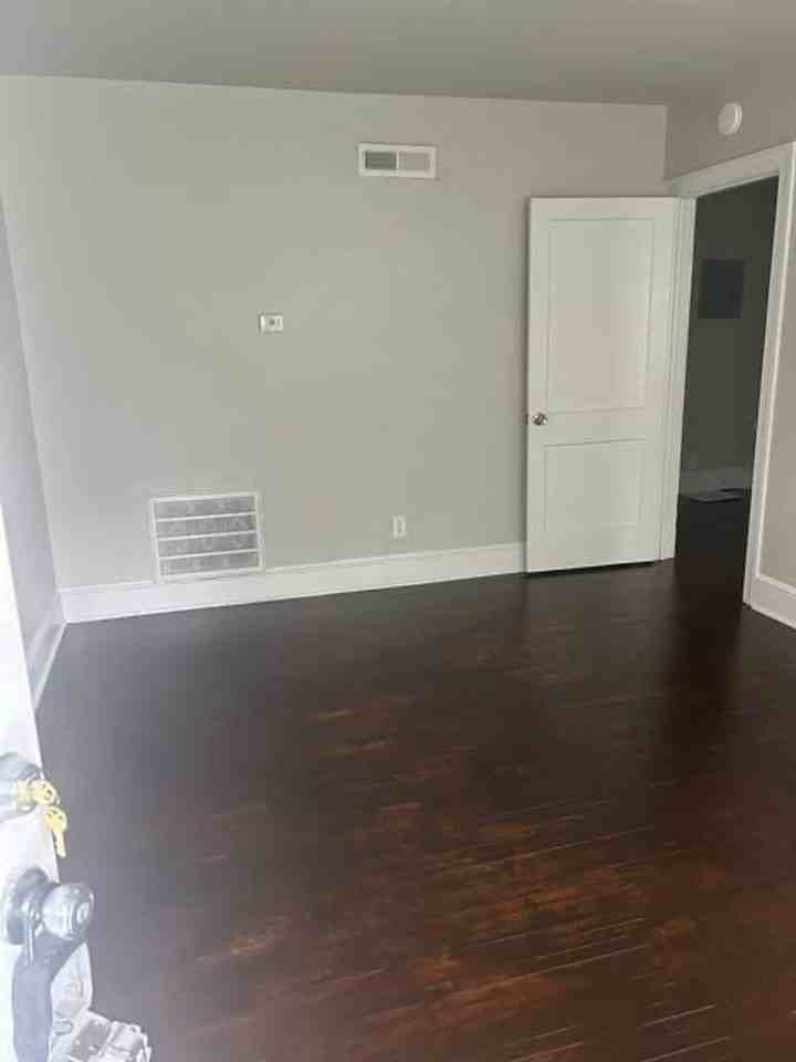 2611 Watson Dr - Photo 4 of 5