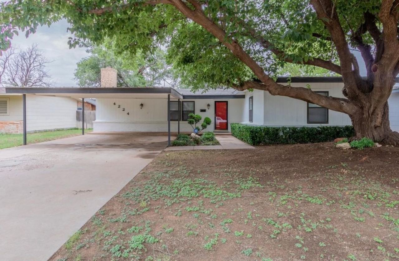 4224 37th St - Photo 4 of 33