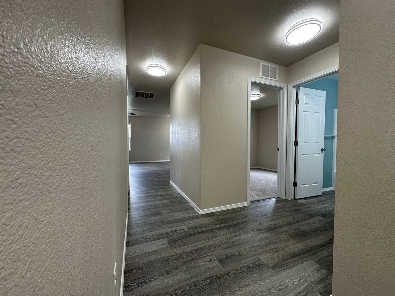 11777 Walden St - Photo 2 of 13