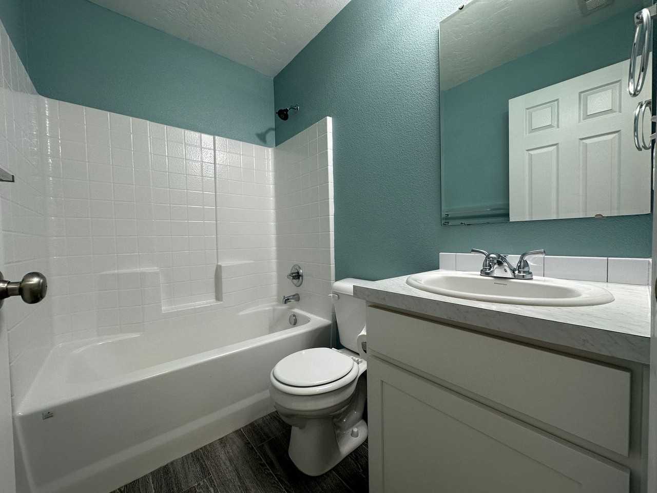 11777 Walden St - Photo 4 of 13