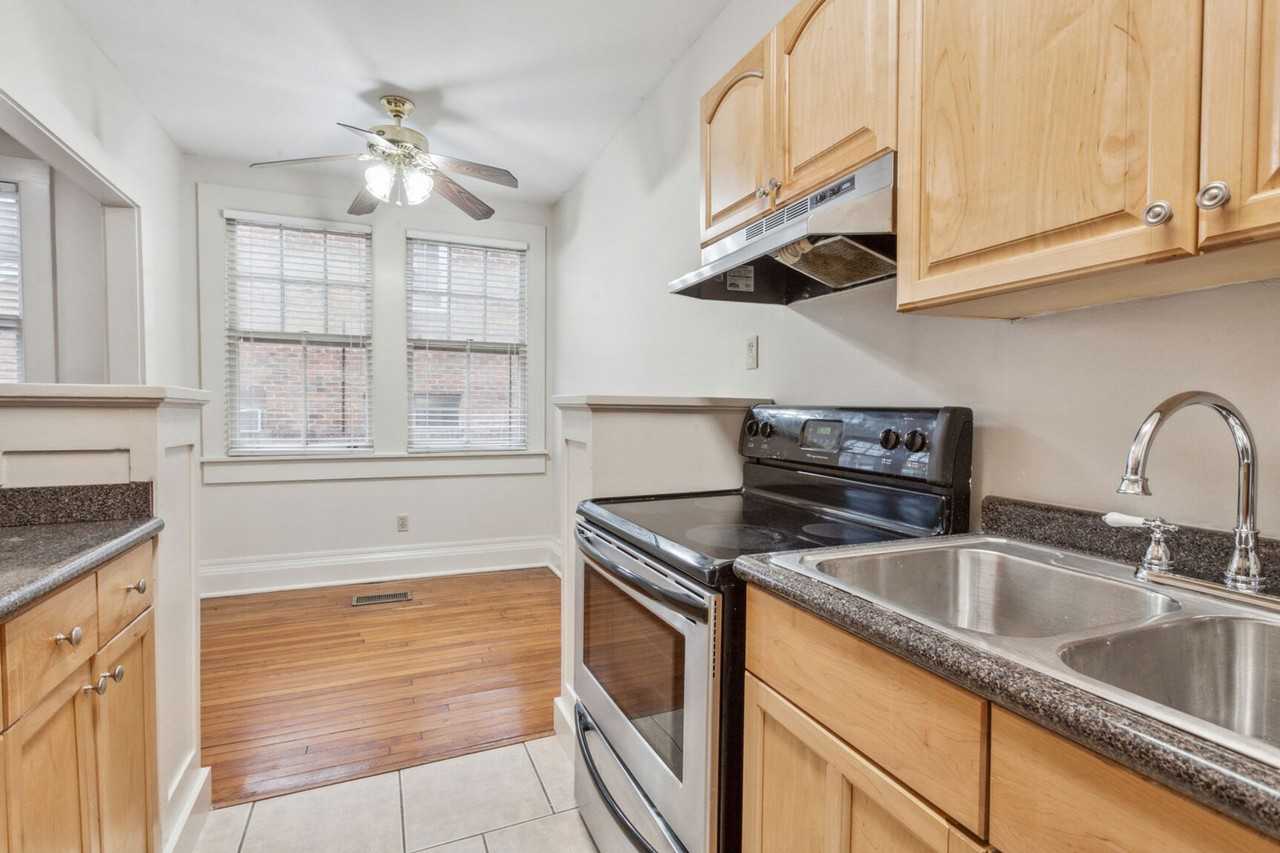 2508 Napoleon - Photo 7 of 11