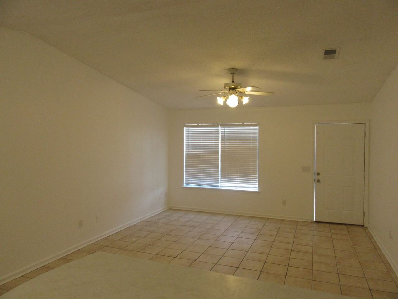 5111 Flint Ave - Photo 6 of 12