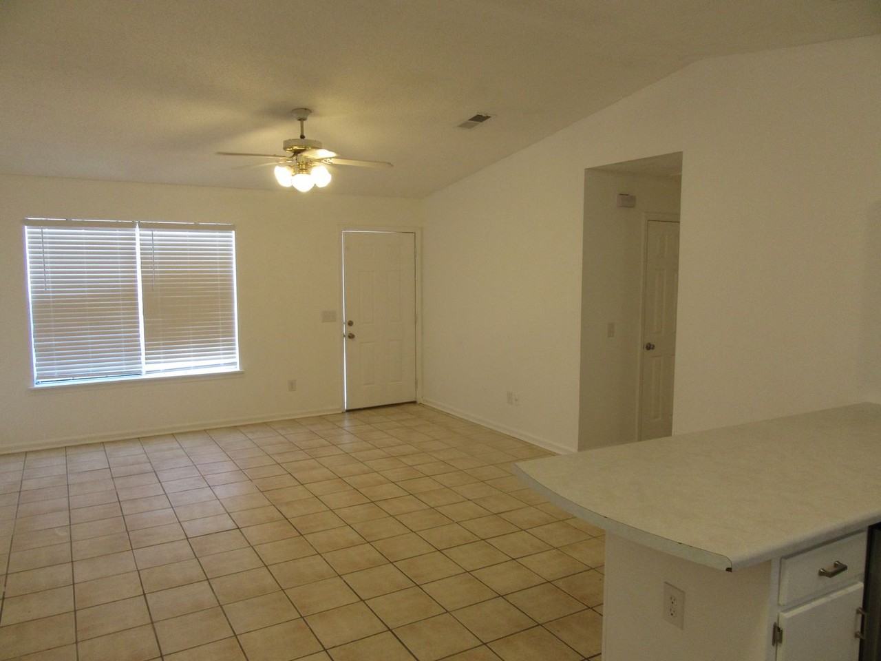 5111 Flint Ave - Photo 7 of 12