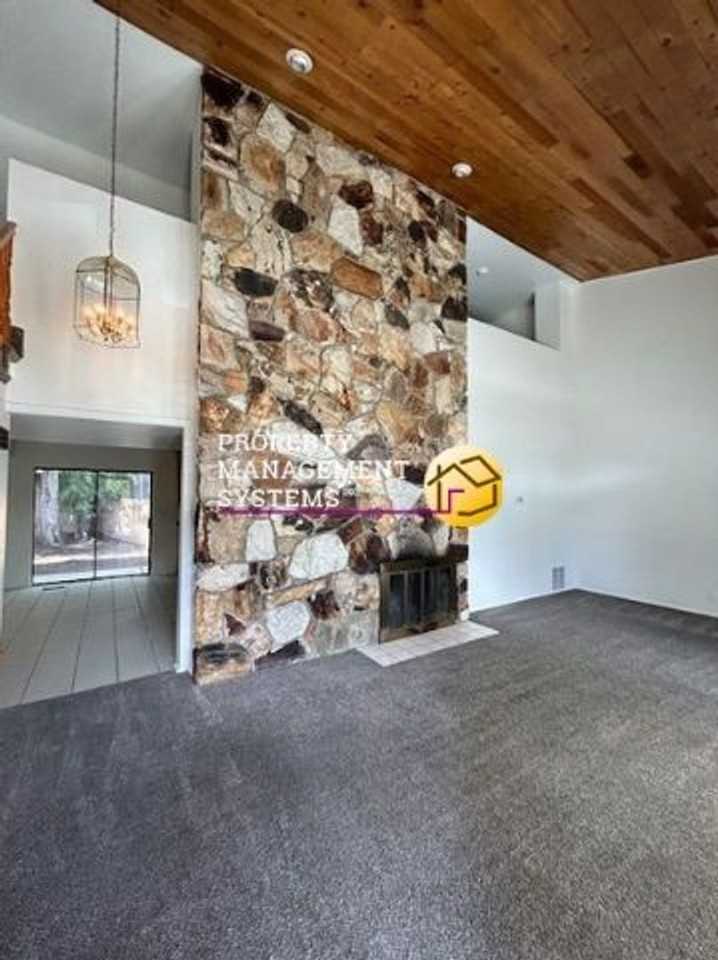 1171 E 7450 S - Photo 3 of 23