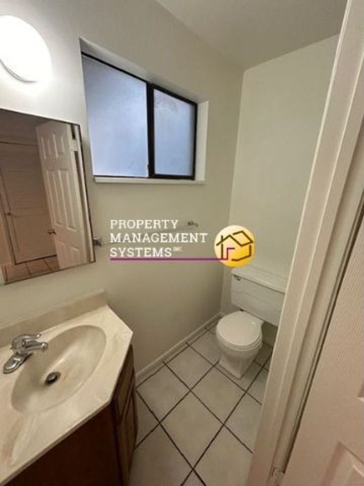 1171 E 7450 S - Photo 7 of 23