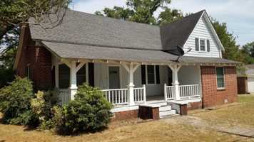 featured image of 1016 N Greenwich Ave