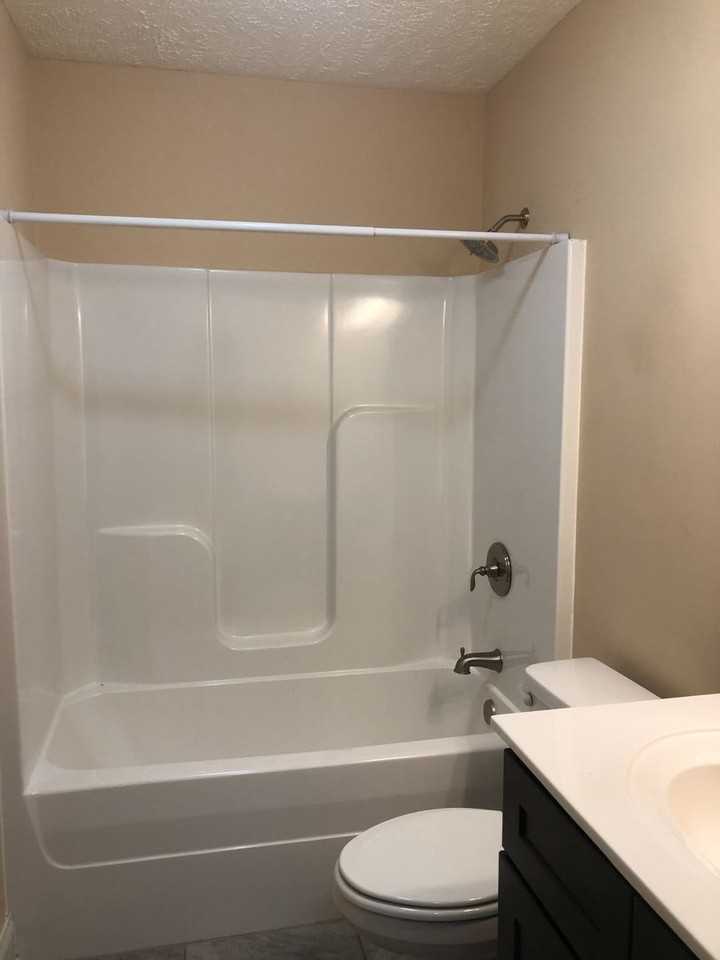 198 Shadow Creek Ln - Photo 2 of 16