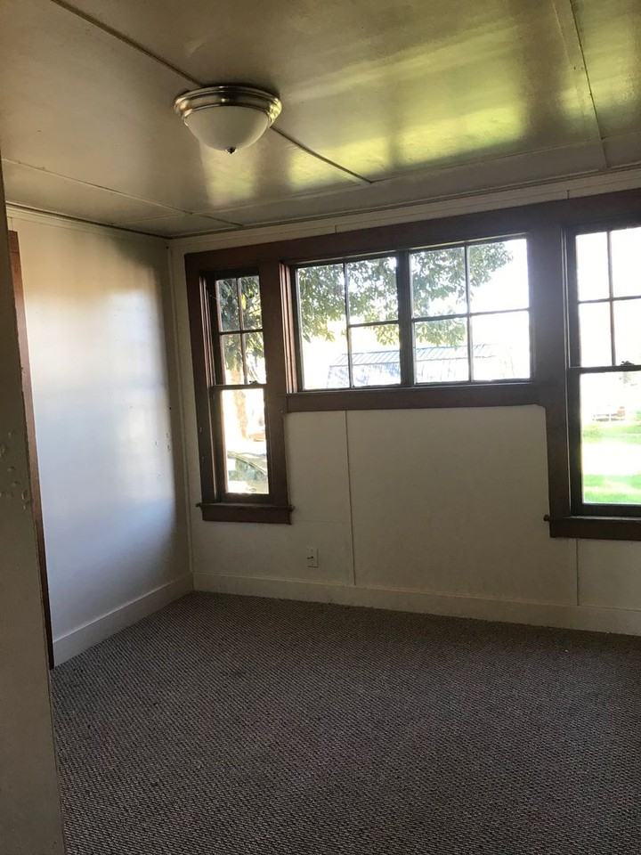 934 Stanton Park Rd - Photo 3 of 18