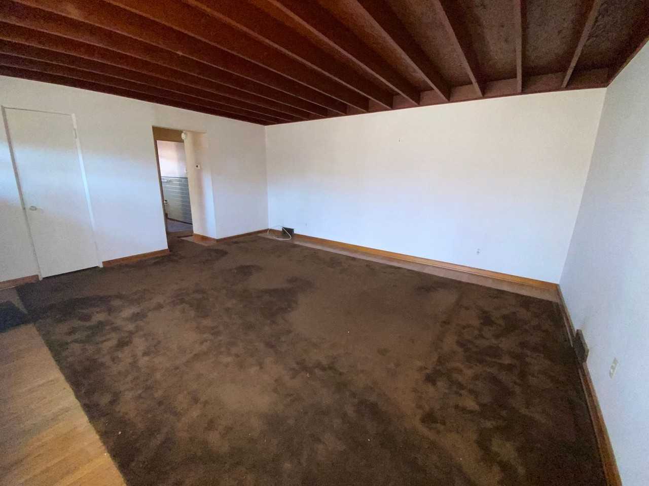 371 Adrian Dr - Photo 2 of 14