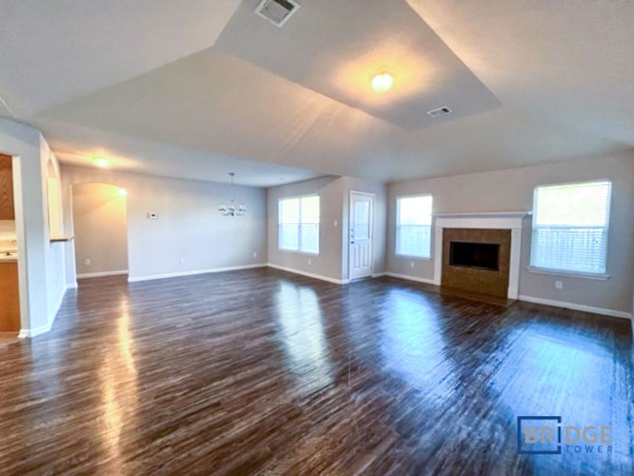 16715 Jib Ct - Photo 3 of 15