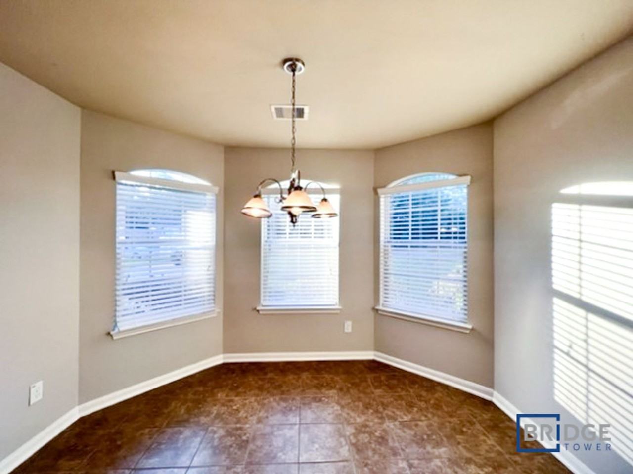 16715 Jib Ct - Photo 6 of 15