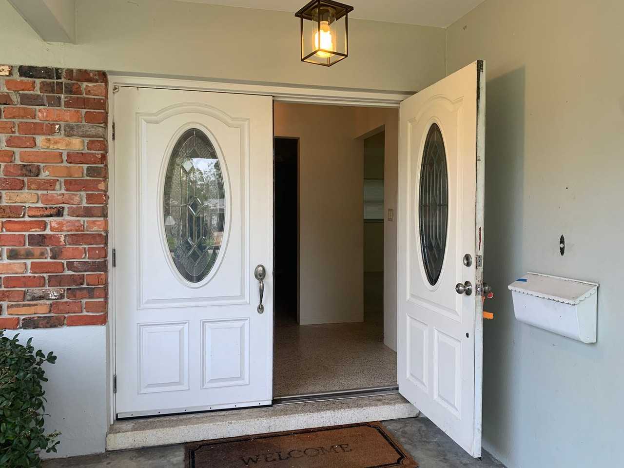 6447 26th Ave N - Photo 3 of 44