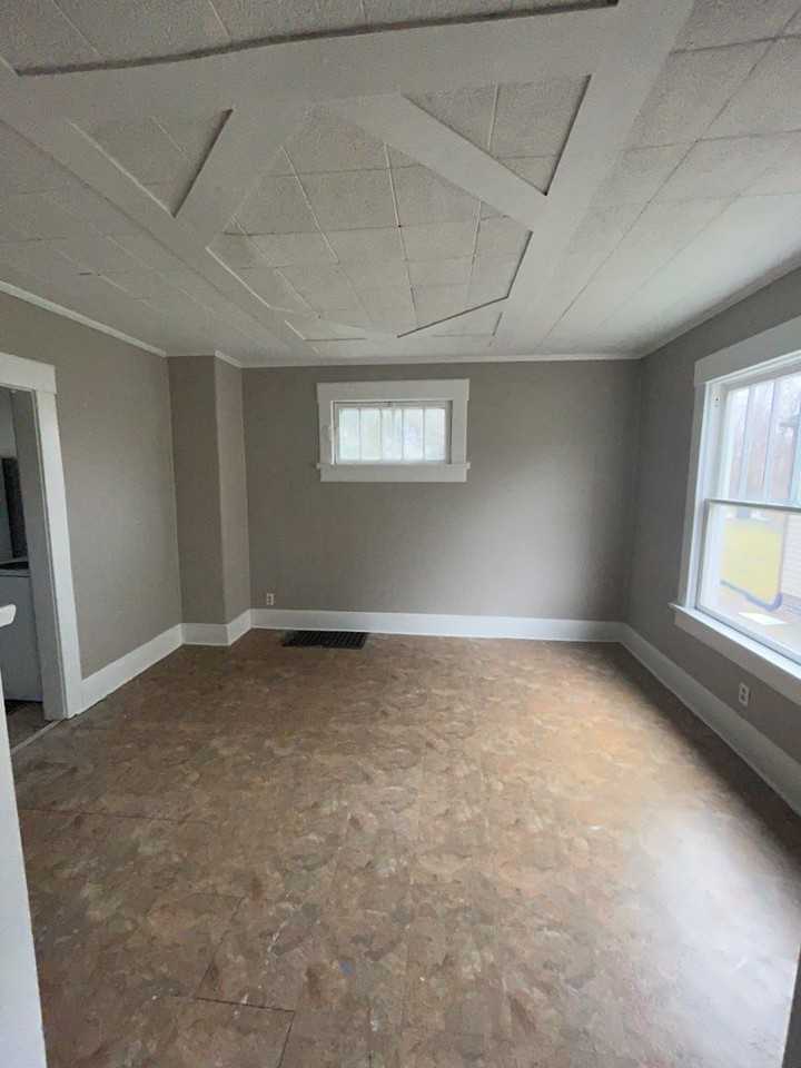 2725 Reed St - Photo 3 of 7