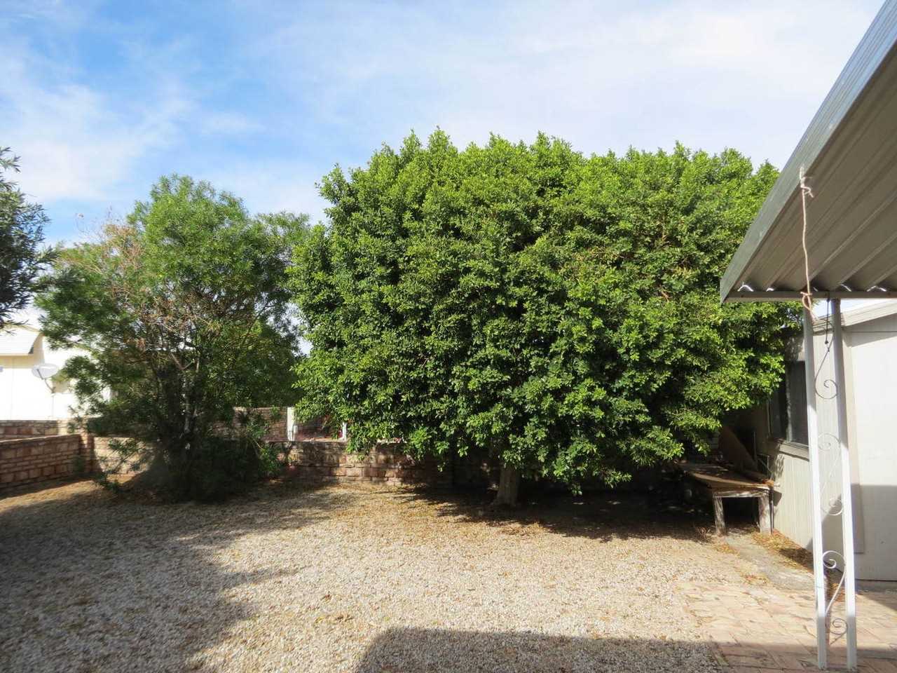 13614 E 44th Dr - Photo 3 of 13