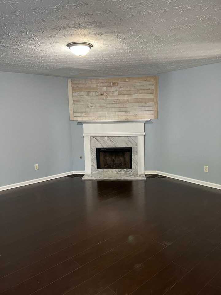 1145 Grace Dr - Photo 2 of 21