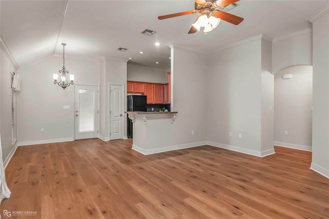 3303 Grand Lake Dr - Photo 7 of 22